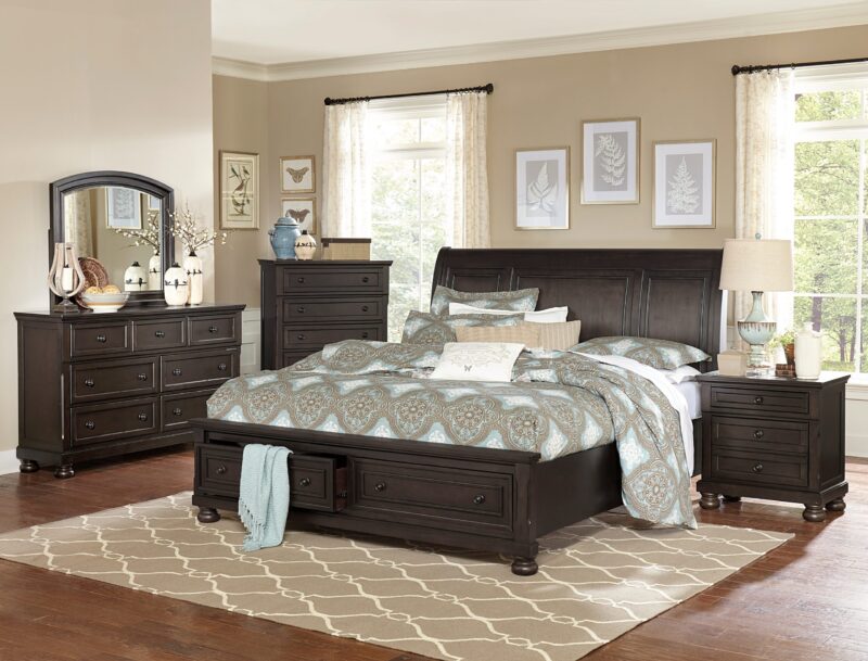 1718KGY-1EK* Eastern King Platform Bed with Footboard Storage