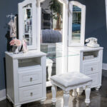 Kozlani Vanity with Mirror